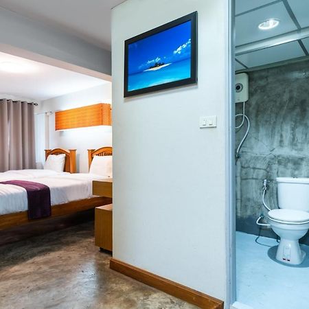 Go Inn V ข้าวสาร Bangkok Luaran gambar